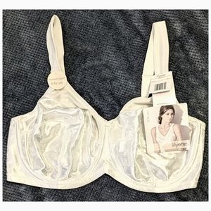 NWT Lilyette Bra